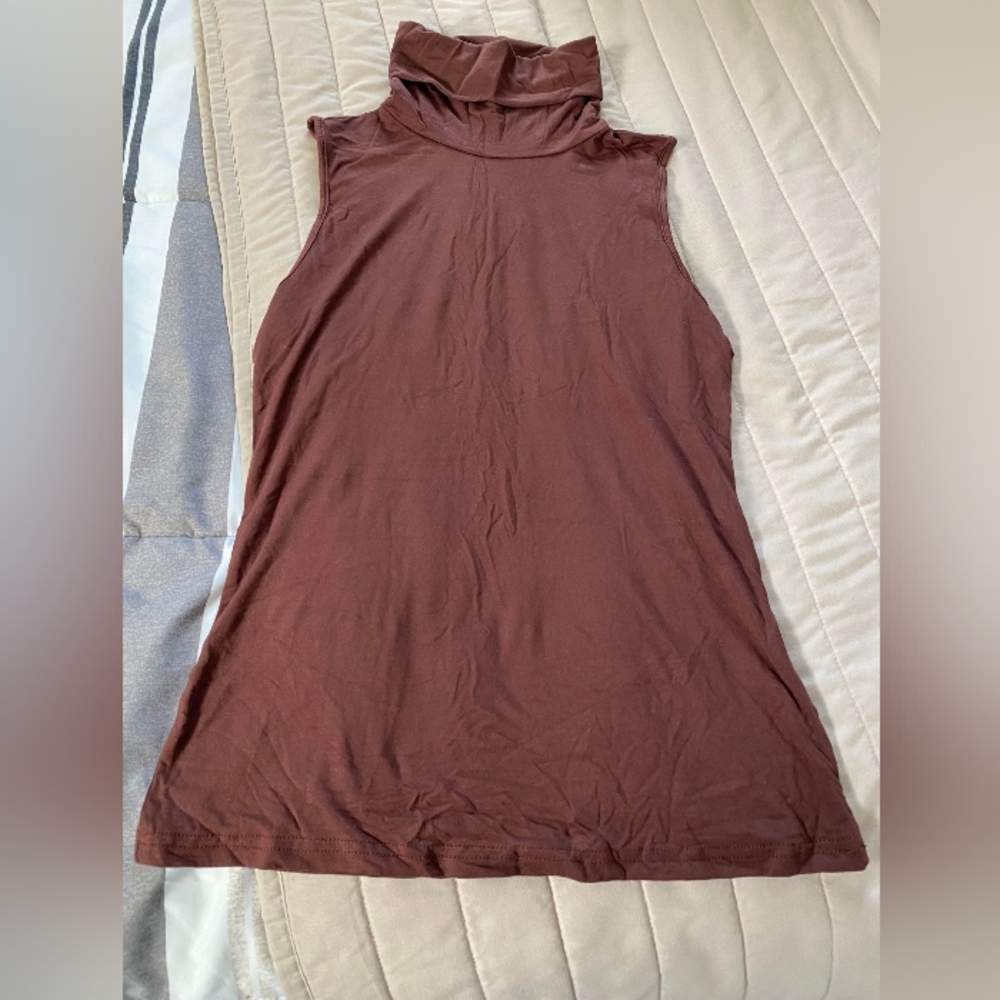 Verdusa women's sleeveless high turtleneck tank top size small NWT